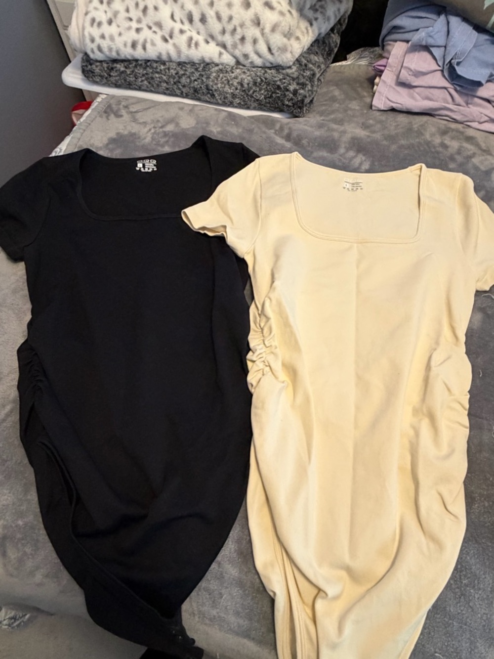 Women's Short-Sleeve Square Neck Bodysuit - Black and Cream
